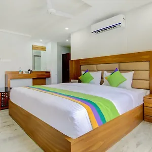 https://treebo-trend-central-gate.kerala-hotels.net